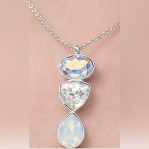 Retired Touchstone Crystal Uprise Necklace